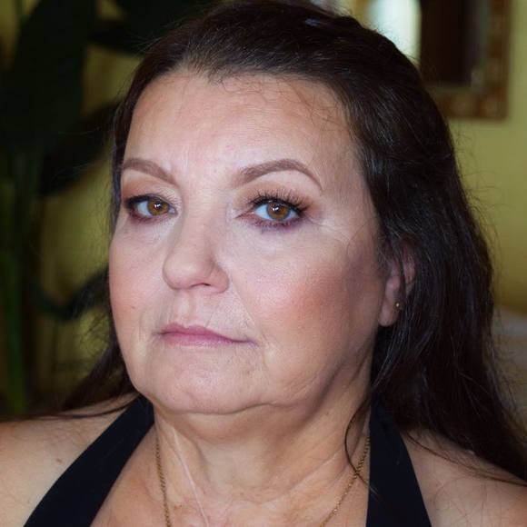 Profile Picture of Sherrie Eslick-neely (@purpleglasscltr) on Poshmark