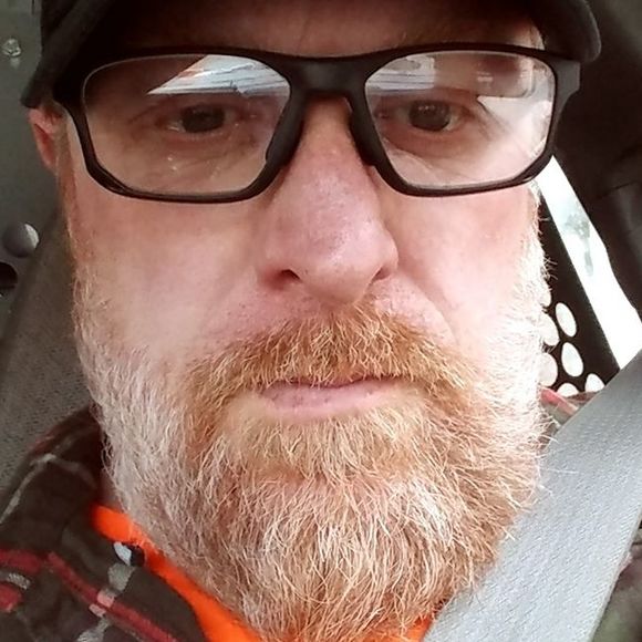 Profile Picture of Brad Roberts (@badjeep) on Poshmark