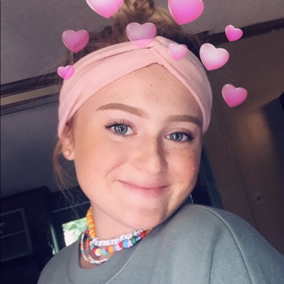 Jenna Koogler - Poshmark Profile Picture of Jenna Koogler (@jenna_koogler) on Poshmark