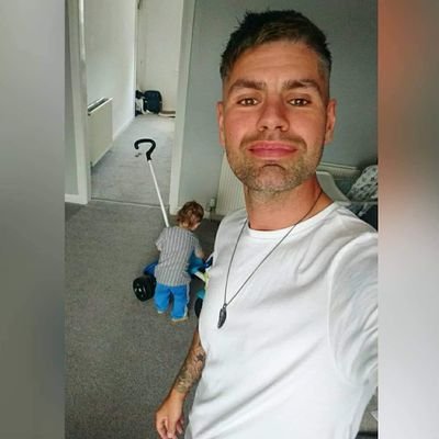 Profile Picture of Gordon Clark (@Gordon_Clark1) on Twitter