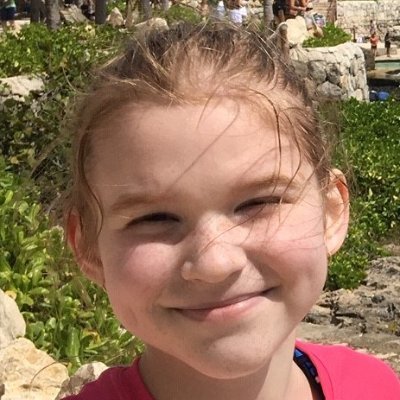 Profile Picture of Beth:  Guess What! (@GuessWhat_Beth) on Twitter