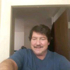 Profile Picture of Huls Robert (@huls.robert) on Tiktok