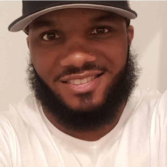 Profile Picture of Brian Brown (@brianbrown757) on Poshmark