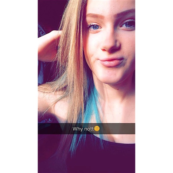 Profile Picture of Jordyn Manheimer (@jordyn_aline) on Poshmark