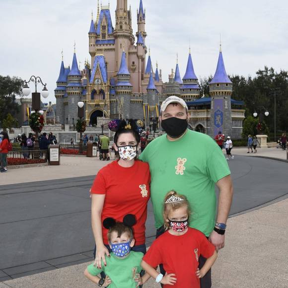 Profile Picture of Megan Milovich (@meganmilovich) on Poshmark