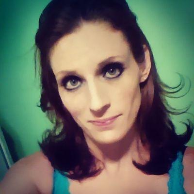 Profile Picture of Amy Lou Rader (@bostongirl0623) on Twitter