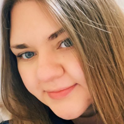 Profile Picture of Loren Cox (@lolo122298) on Twitter