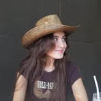 Profile Picture of Amber Engler (@CriticalaXx) on Facebook