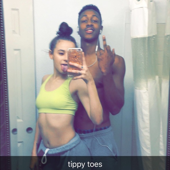 Profile Picture of Maddy Crafton (@madelynncrafton) on Poshmark