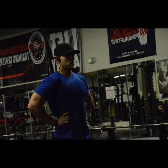 Profile Picture of Hamilton Hudson (@homerun_hambone) on Poshmark