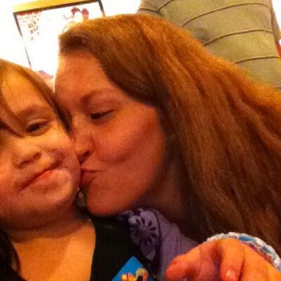 Profile Picture of Jerri Mathis (@lucisuzi) on Twitter