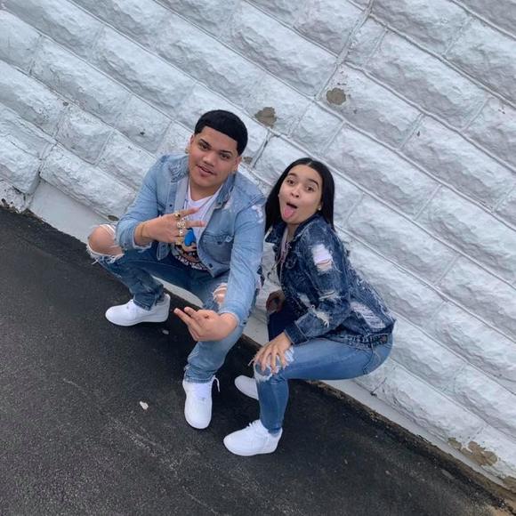 Profile Picture of Julisa Ramos (@julisa1216) on Poshmark