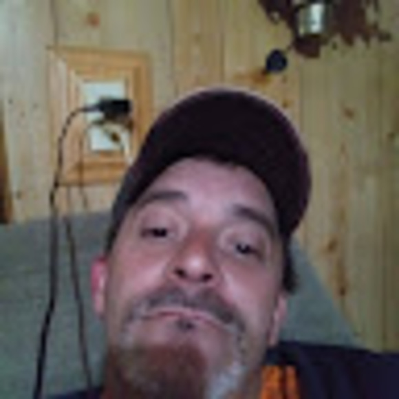 Profile Picture of Shane Asbury (@asburyshane333) on Poshmark