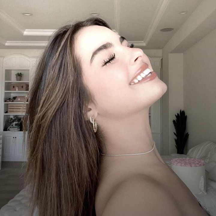 Profile Picture of rosa ✿ addison (@uwqraes) on Tiktok