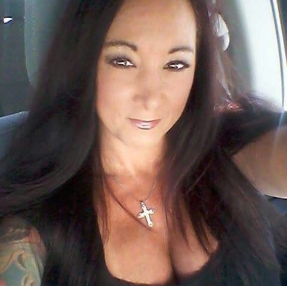 Tina Salustro - Poshmark Profile Picture of Tina Salustro (@tsalustro) on Poshmark