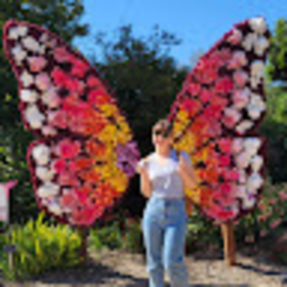 Profile Picture of Michaela Falkner (@mhda037) on Poshmark