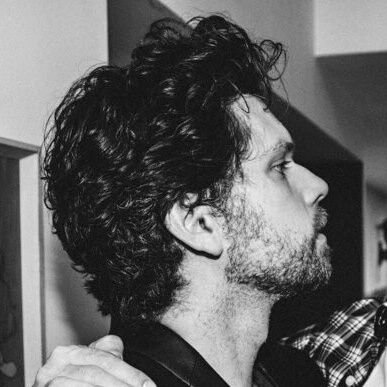Profile Picture of Nick Holmes News (@handsomehoImes) on Twitter