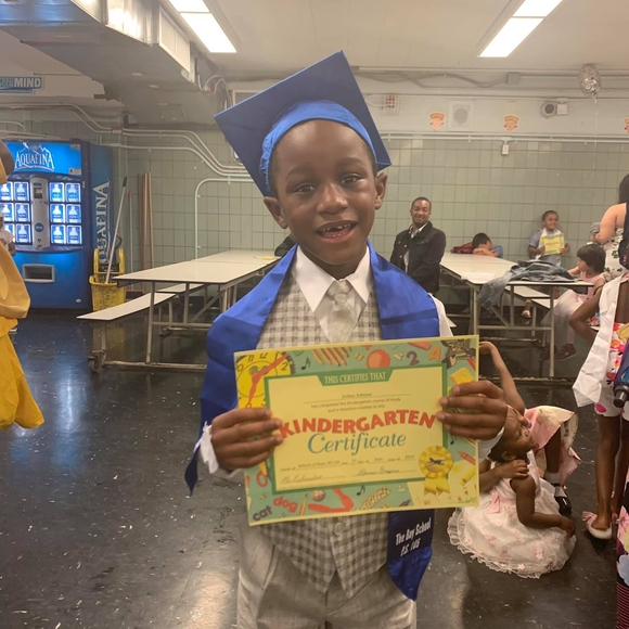 Profile Picture of Peter Armstrong (@peterplatt1) on Poshmark