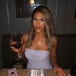 Profile Picture of Lisa 🍭 Toronto 📍 (@lisacarmz) on Instagram