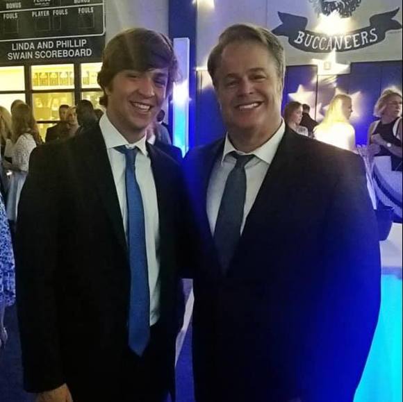 Profile Picture of Mark Callison (@mdcallison) on Poshmark