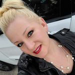 Profile Picture of Jennifer Mullins (@jennifer_tx_chic) on Instagram