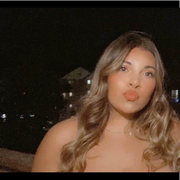 Profile Picture of Alex Monarrez (@alex_monarrez22) on Poshmark