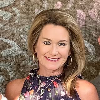 Profile Picture of Michelle Gresham Hassell (@hassellmg) on Instagram