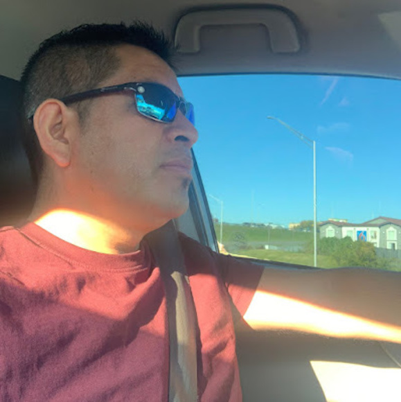 Profile Picture of Pedro Felix (@phither31) on Poshmark