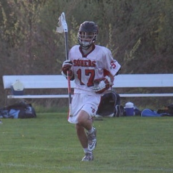 Profile Picture of Andrew Golden (@golden5517) on Poshmark