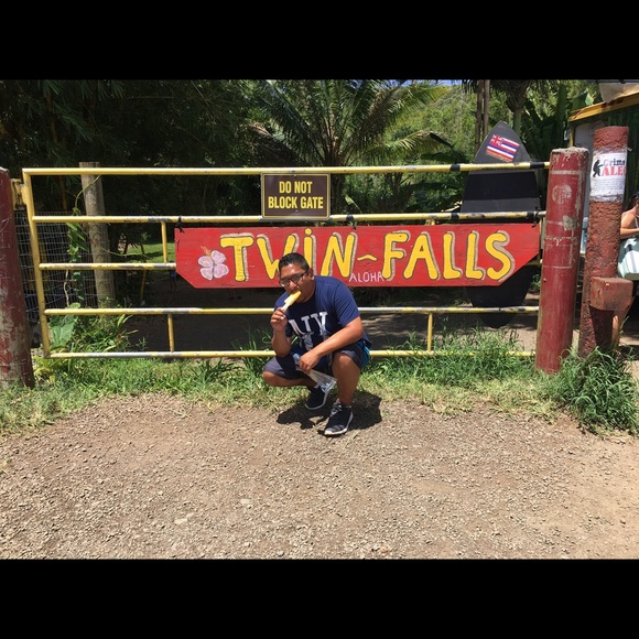 Profile Picture of Javier Merchan (@merchans) on Poshmark