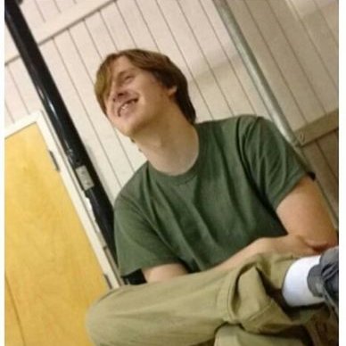 Profile Picture of Michael Slayton (@MichaelSlayto12) on Twitter