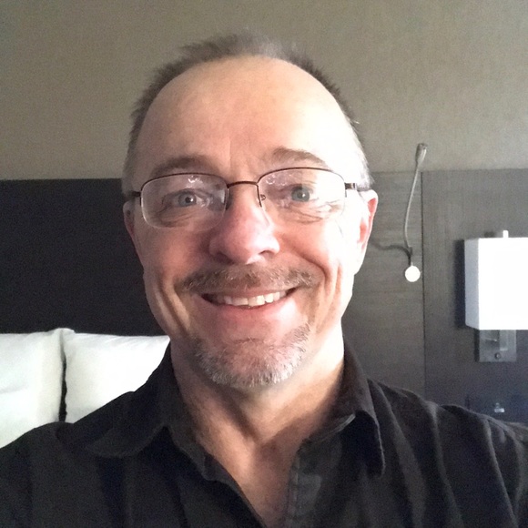 Profile Picture of Dan Wakeman (@dwakeman) on Poshmark