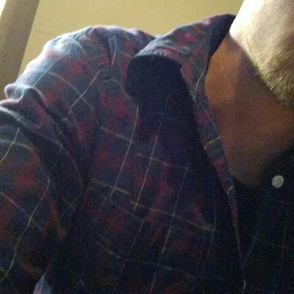 Profile Picture of Tyler Taphorn (@shoppinman12) on Poshmark