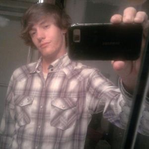 Profile Picture of Cameron Hudgins (@ilovemeghanmiles) on Myspace