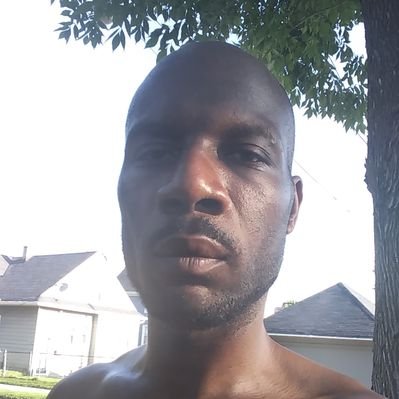 Profile Picture of Eric Onae Blanks (@EricOnae) on Twitter