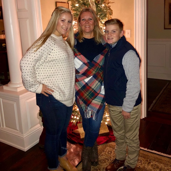 Greta Arcudi - Poshmark Profile Picture of Greta Arcudi (@gretaarcudi) on Poshmark