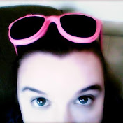 Profile Picture of Crystal Watts (@littlebigdustbunny) on Youtube