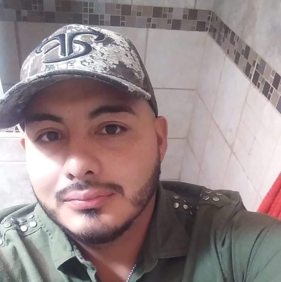 Profile Picture of Maximo Garcia (@gmaximo787) on Poshmark