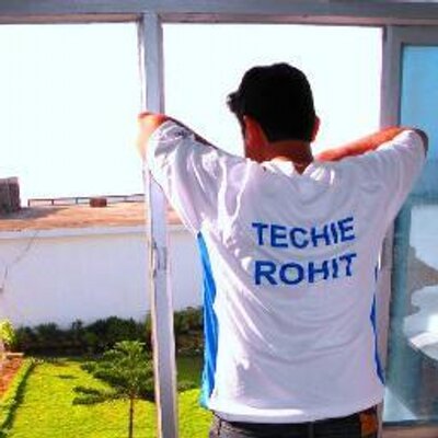 Profile Picture of Rohit Mukherjee (@rohit_rubul) on Twitter