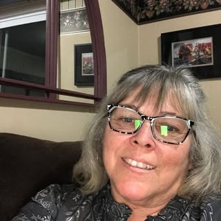 Profile Picture of Lillian Darling (@lillian_darling) on Instagram