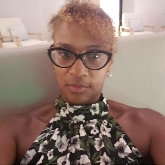 Profile Picture of Stacey Haley (@shaley9008) on Poshmark