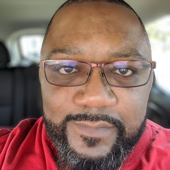 Profile Picture of Kevin Williams (@kwilliams1978) on Poshmark