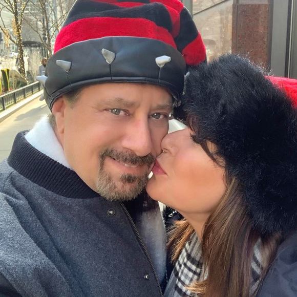 Profile Picture of Laurie Laurie (@laurie_laurie) on Poshmark