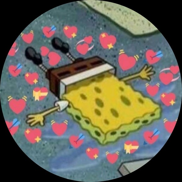 Profile Picture of Adriana Owens (@adriana103) on Poshmark