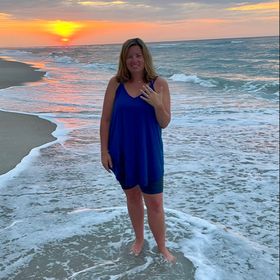 Stephanie Stumpf - Pinterest Profile Picture of Stephanie Stumpf (@beachbum687) on Pinterest