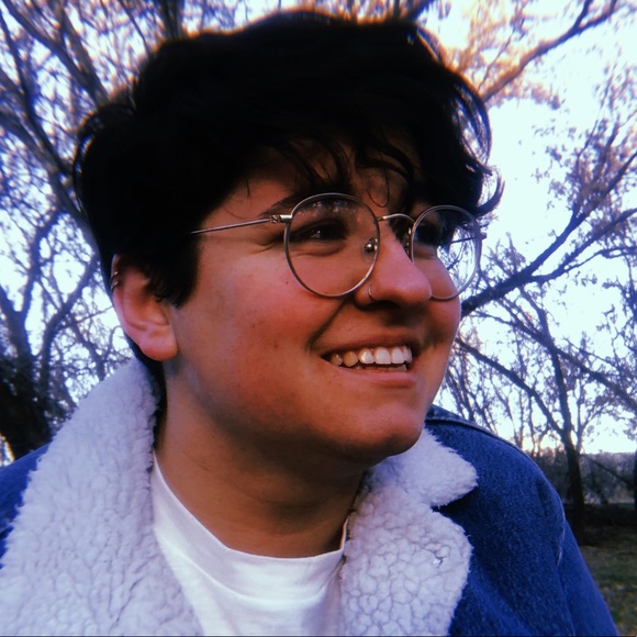 Profile Picture of Rowan Smith (@thinkerton) on Poshmark