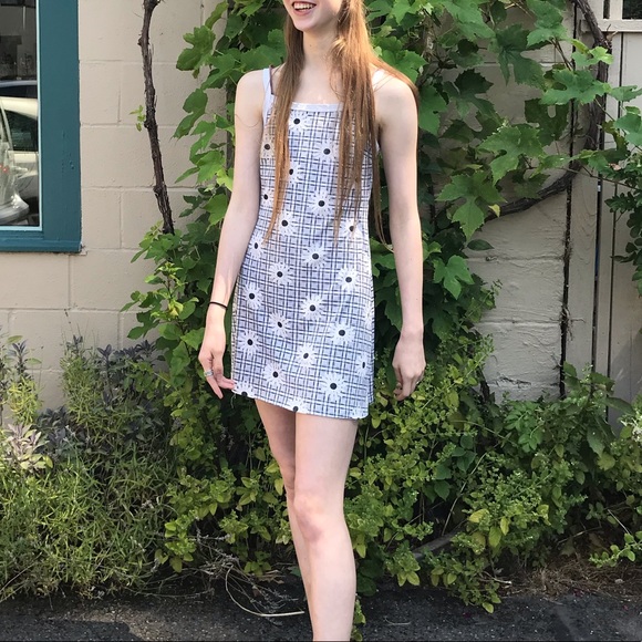 Profile Picture of Emma Knowlson (@emmaknowlson6) on Poshmark