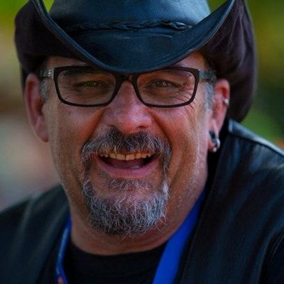 Profile Picture of Hans-Peter Schenk (@desmodus63) on Twitter