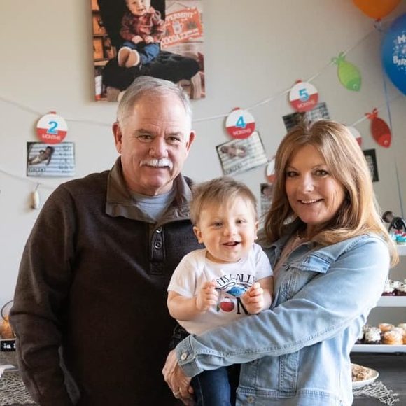 Profile Picture of Cynthia Simonsen (@cynthiasimonsen) on Poshmark