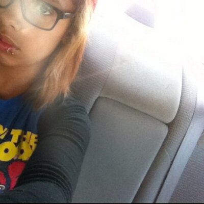 Profile Picture of Melanie Dickson (@Meliatejeli) on Twitter